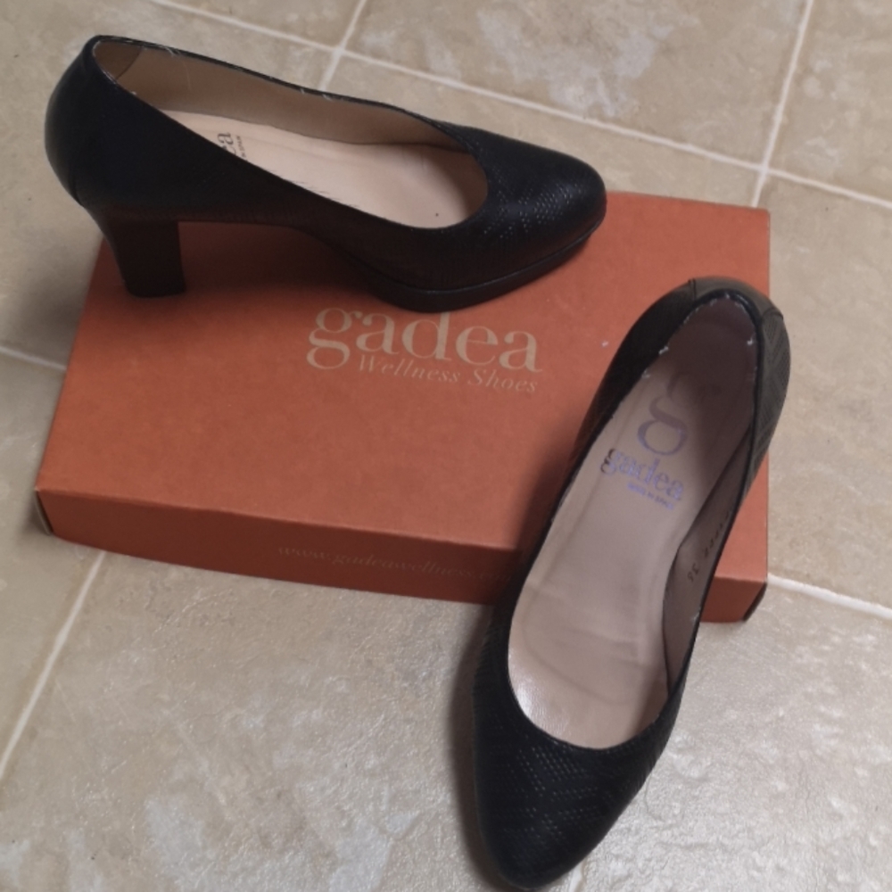 Shoes - Pumps